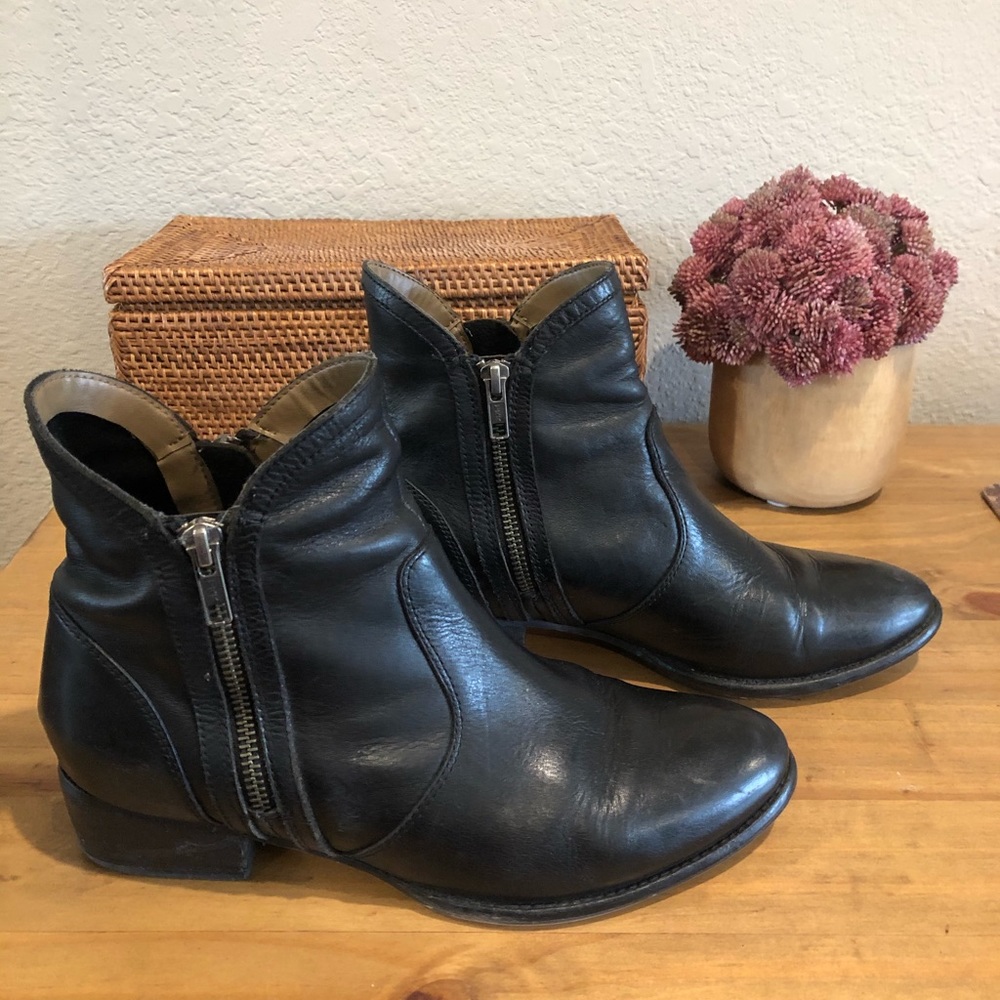 Seychelles Lucky Pennies booties